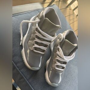 Jordan cool grey 11